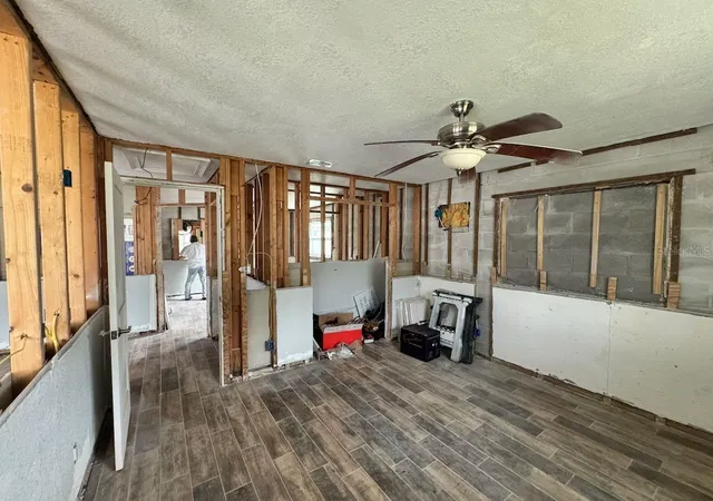 Photo 5 of Single family home for sale at 5451 Byp Grande Blvd NE, Saint Petersburg, FL 33703 | MLS# TB8540011 | Listing updated on 2026-08-25