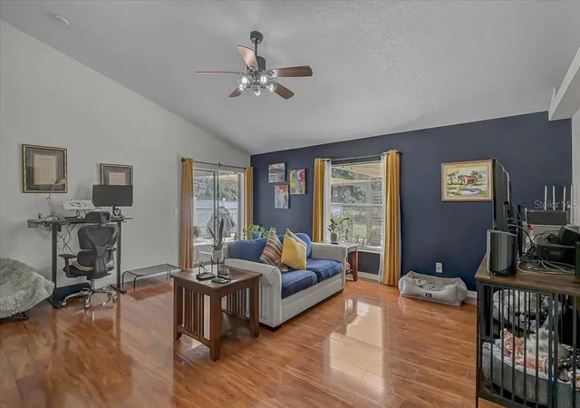5th image of 5904 33Rd Dr E, Palmetto, FL 34221 | MLS# A4703339