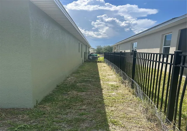 18th image of 462 Liu Ln, Deland, FL 32724 | MLS# V4950798