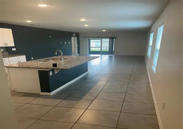 4th image of 462 Liu Ln, Deland, FL 32724 | MLS# V4950798