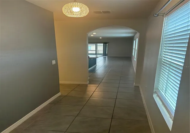 5th image of 462 Liu Ln, Deland, FL 32724 | MLS# V4950798