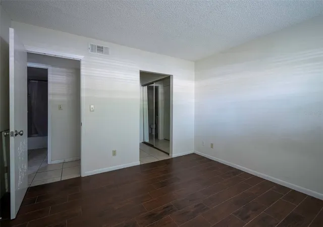 5th image of 1649 Sunny Brook Ln Ne #B105, Palm Bay, FL 32905 | MLS# V4950799