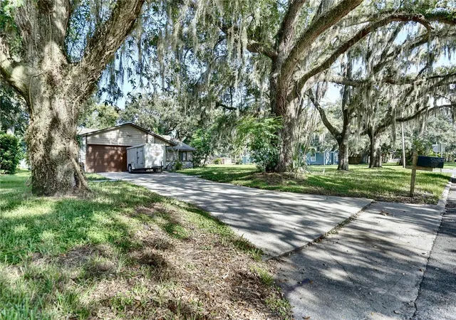 2nd image of 101 N Elliott Ave, Sanford, FL 32771 | MLS# O6434589