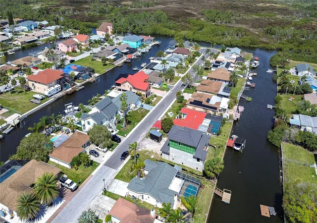 Photo 4 of Single family home for sale at 9826 Is Harbor Dr, Port Richey, FL 34668 | MLS# TB8540027 | Listing updated on 2026-08-30