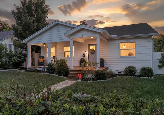 2nd image of 511 25th Ave N, Saint Petersburg, FL 33704 | MLS# TB8540033