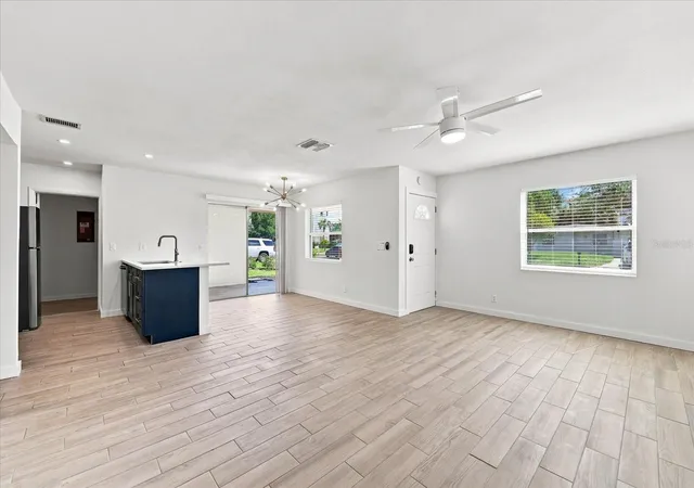 3rd image of 6605 S Mascotte St, Tampa, FL 33616 | MLS# TB8540039