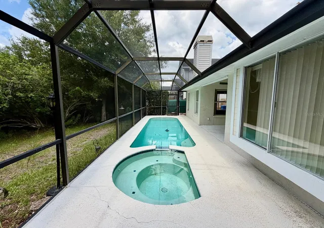 Photo 2 of Single family home for sale at 11838 Branch Mooring Dr, Tampa, FL 33635 | MLS# TB8540046 | Listing updated on 2026-08-26