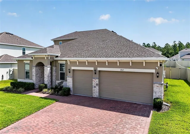 4th image of 4937 Golden Zenith Wy, Mount Dora, FL 32757 | MLS# G5116610