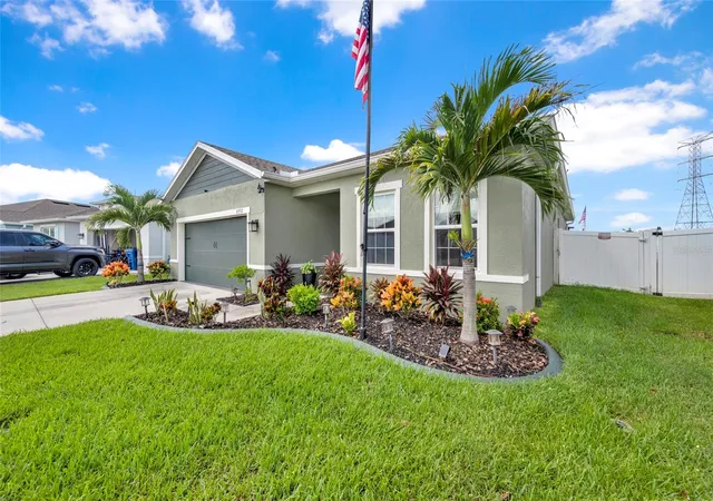 Photo 5 of Single family home for sale at 8792 Prairie Crk Dr, New Port Richey, FL 34655 | MLS# TB8540054 | Listing updated on 2026-08-19