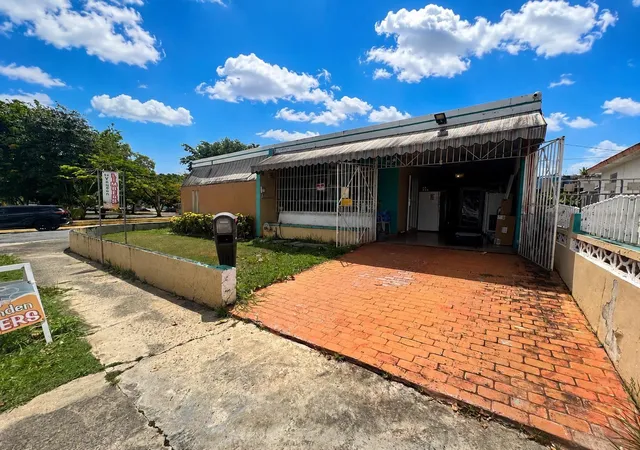 Photo 2 of Single family home for sale at 28 Urb Santa Juanita #AS-28, Bayamon, PR 00956 | MLS# PR9123505 | Listing updated on 2026-08-19