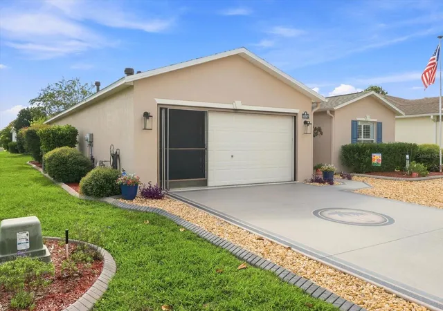 3rd image of 16367 Sw 13Th Ter, Ocala, FL 34473 | MLS# OM730648