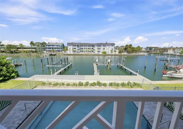 4th image of 11797 1St St E, Treasure Island, FL 33706 | MLS# TB8540071