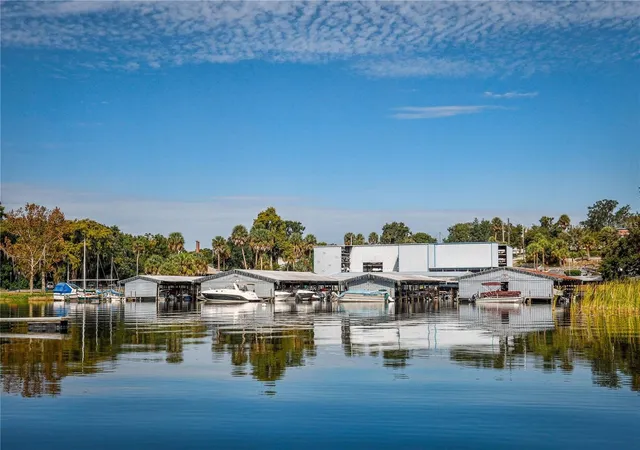 31st image of 140 N Johns St, Mount Dora, FL 32757 | MLS# O6434635