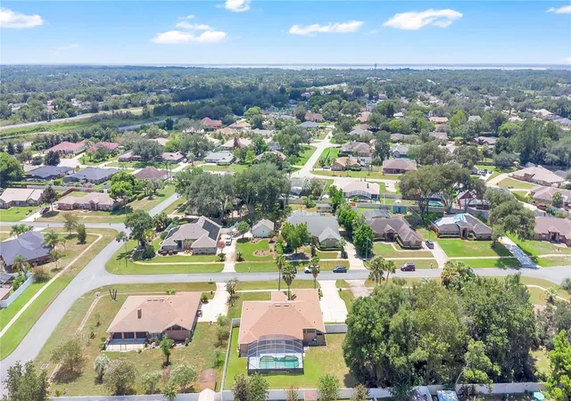 41st image of 530 Whitecap Cove Ct, Debary, FL 32713 | MLS# O6434643