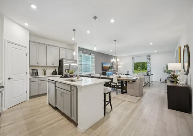 4th image of 12831 Trovita Dr, Grand Island, FL 32735 | MLS# O6434646