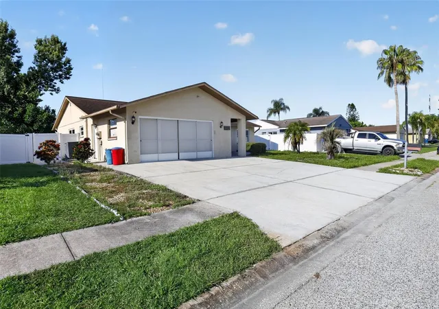 2nd image of 3104 Dole St, Holiday, FL 34691 | MLS# TB8540107