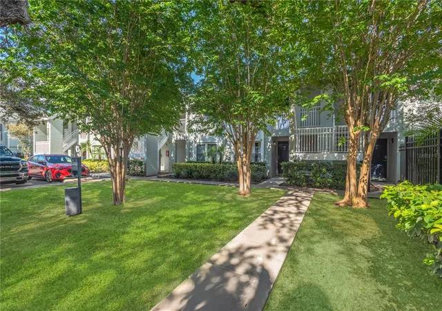 1st image of 5440 S Macdill Ave #3C, Tampa, FL 33611 | MLS# TB8540116
