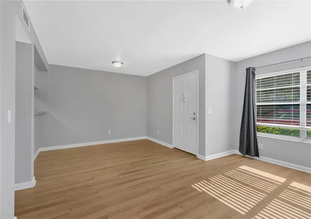 Photo 3 of Condo for sale at 5440 S Macdill Ave #3C, Tampa, FL 33611 | MLS# TB8540116 | Listing updated on 2026-09-04