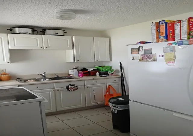 2nd image of 905 Beverly Ave, Largo, FL 33770 | MLS# TB8540127