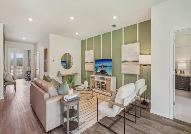 3rd image of 32736 Weathered Oak Dr, Wesley Chapel, FL 33543 | MLS# TB8540133