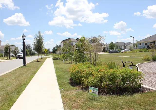 5th image of 1099 Lakeshore Breeze Pl Pl, Kissimmee, FL 34747 | MLS# G5116621