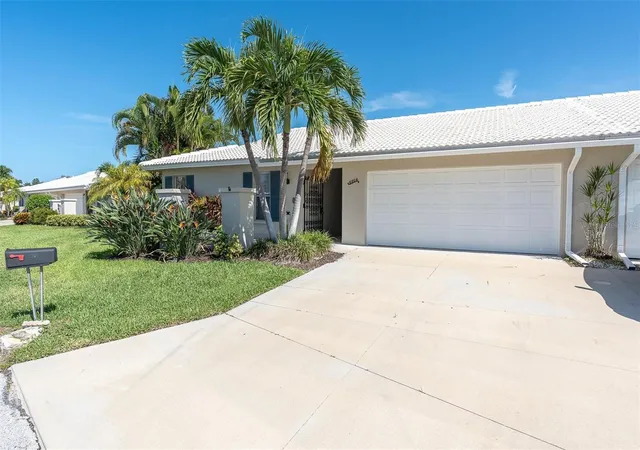 2nd image of 6804 W 8th Ave, Bradenton, FL 34209 | MLS# TB8540158