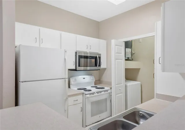 Photo 3 of Condo for sale at 1810 E Palm Ave #5205, Tampa, FL 33605 | MLS# TB8540176 | Listing updated on 2026-08-19