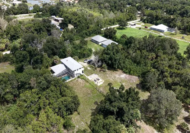 Photo 62 of Sale Pending at 411 Bristol Ln, Nokomis, FL 34275 | MLS# A4703383 | Listing updated on 2026-09-06