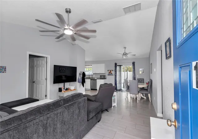 4th image of 1 Laurel Pass Ln, Ocala, FL 34480 | MLS# O6434718