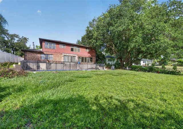 Photo 2 of Single family home for sale at 3513 Marwood Dr, Orlando, FL 32806 | MLS# O6434727 | Listing updated on 2026-09-05