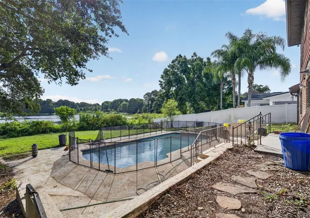 Photo 3 of Single family home for sale at 3513 Marwood Dr, Orlando, FL 32806 | MLS# O6434727 | Listing updated on 2026-09-05