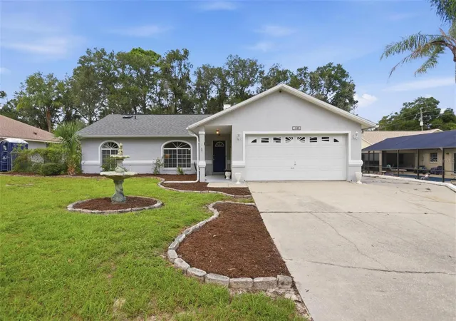 2nd image of 1085 E Wisconsin Ave, Deland, FL 32724 | MLS# V4950806