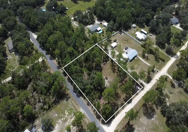 1st image of 2851 Se 143rd Ter, Morriston, FL 32668 | MLS# OM730665