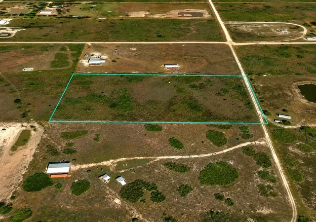 5th image of 48701 Bermont Rd, Punta Gorda, FL 33982 | MLS# TB8540233