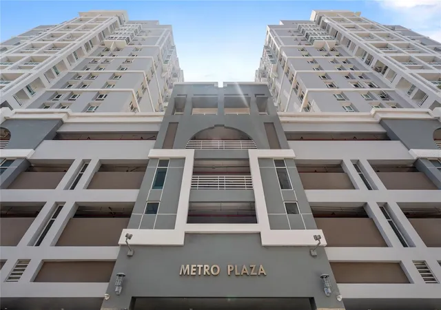 Photo 1 of Condo for sale at Metro Plz Towers 305 Calle Villamil #1703, San Juan, PR 00907 | MLS# PR9123520 | Listing updated on 2026-08-19