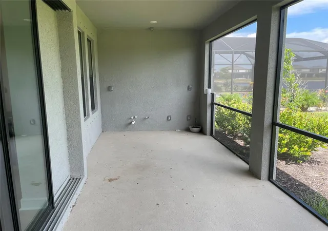 10th image of 8609 Evening Dr, Sarasota, FL 34241 | MLS# TB8540240
