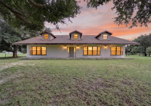 2nd image of 1947 Nw 102nd Blvd, Wildwood, FL 34785 | MLS# OM730674