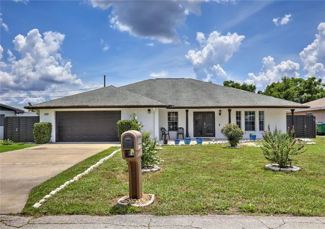 2nd image of 1129 Madura Dr, Deltona, FL 32725 | MLS# O6434767