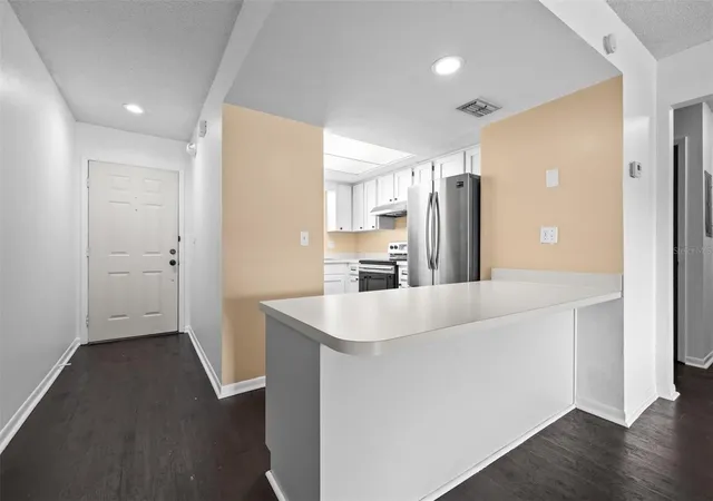 4th image of 6045 Topher Trl, MULBERRY, FL 33860