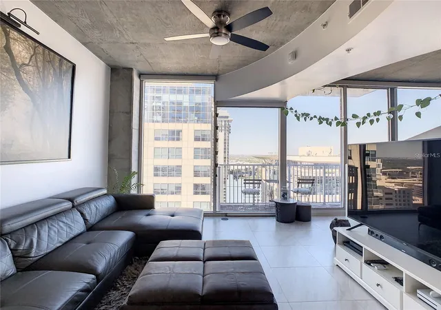 2nd image of 155 S Court Ave #1810, Orlando, FL 32801 | MLS# O6434783