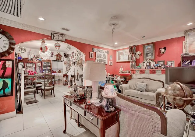 4th image of 2577 Lake Lillian Dr, Avon Park, FL 33825 | MLS# C7529754