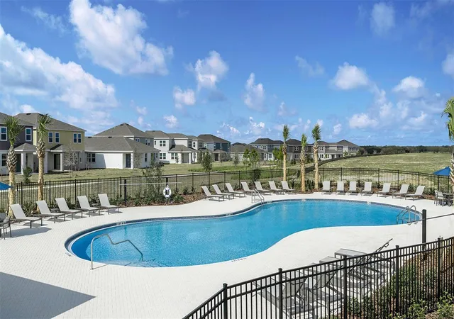 4th image of 7429 Fieldstone Dr, Groveland, FL 34736 | MLS# O6434795