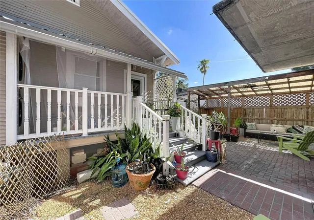 62nd image of 210 W Floribraska Ave, Tampa, FL 33603 | MLS# TB8540322