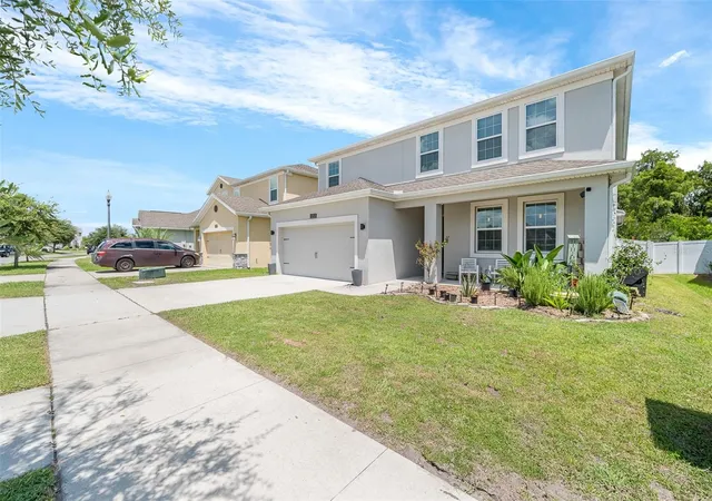 3rd image of 2353 Crescent Moon St, Kissimmee, FL 34746 | MLS# O6434813