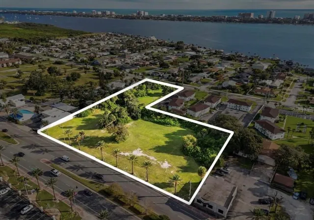 10th image of 1745 S Ridgewood Ave, South Daytona, FL 32119 | MLS# O6434817