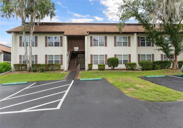 1st image of 2400 Forest Dr #252, Inverness, FL 34453 | MLS# W7888726