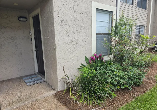 2nd image of 3019 Antique Oaks Cir #127, Winter Park, FL 32792 | MLS# O6434819