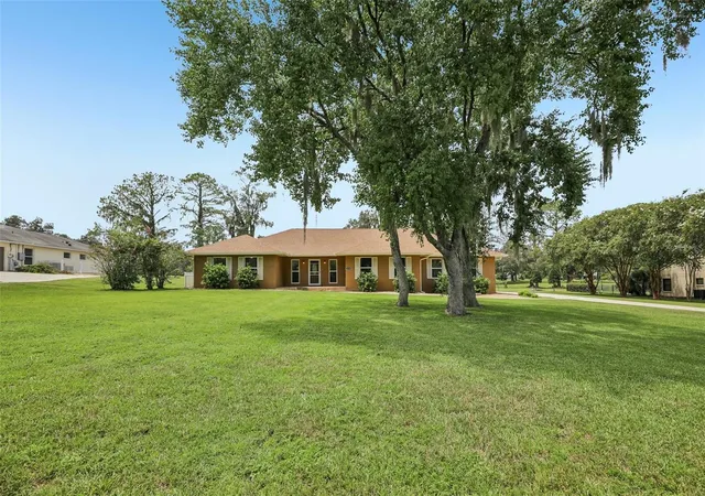 3rd image of 4410 Nw 76Th Ct, Ocala, FL 34482 | MLS# OM730694