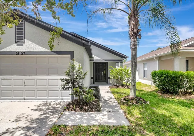 3rd image of 31107 Tagus Loop, Wesley Chapel, FL 33545 | MLS# TB8540356
