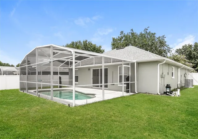 15th image of 348 Walpole Loop, Davenport, FL 33897 | MLS# C7529764